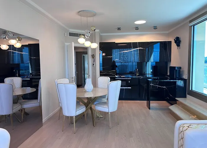 The Promenade Luxury Wellness Hotel